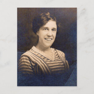 Carte Postale Au moins son mari l'aimait RPPC