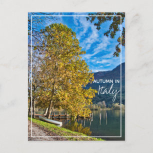 Carte Postale Automne en Italie avec arbre et bateau au bord du 