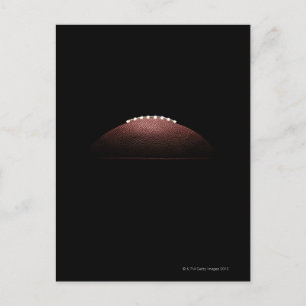Carte Postale Ball de football américain sur arrière - plan noir