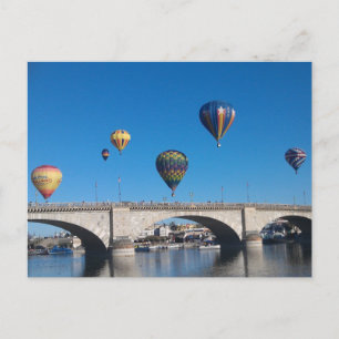 Carte Postale Ballons à air chaud au-dessus du pont de Londres