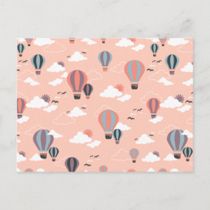 Carte Postale Balloons à air lunaire dans le ciel pastel