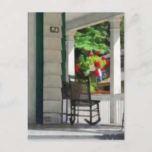 Carte Postale Banlieues - Porche avec chaise à roche et géranium