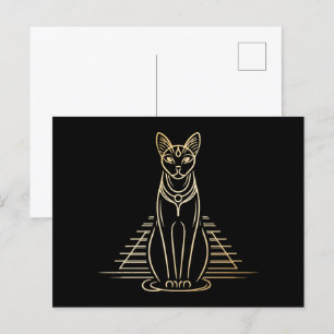 Carte Postale Bastet, déesse égyptienne des chats devant une pyr