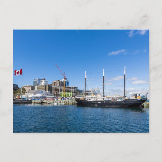 Carte Postale Bateau à voile dans le port d'Halifax (Devant)