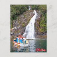 Bateau et cascade, Chili
