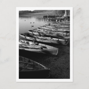 Carte Postale Bateaux à rames en bois - Derwentwater, Lake Distr