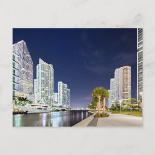 Carte Postale Bâtiments le long de la promenade de Miami River