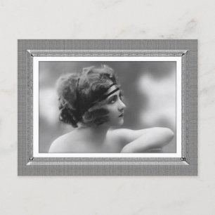 Carte Postale Beauté vintage - Impatiente - en noir et blanc
