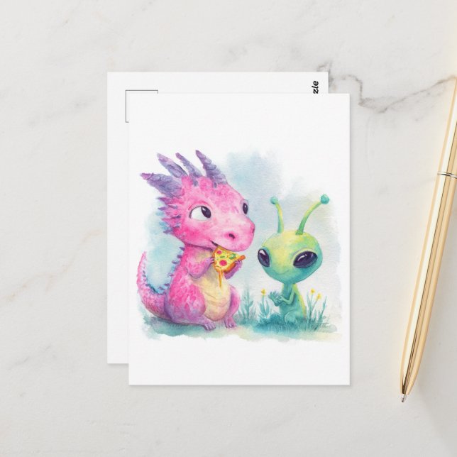 Carte Postale Bébé mignon Dragon Violet Manger Pizza Avec Alien (Devant/Arrière en situation)