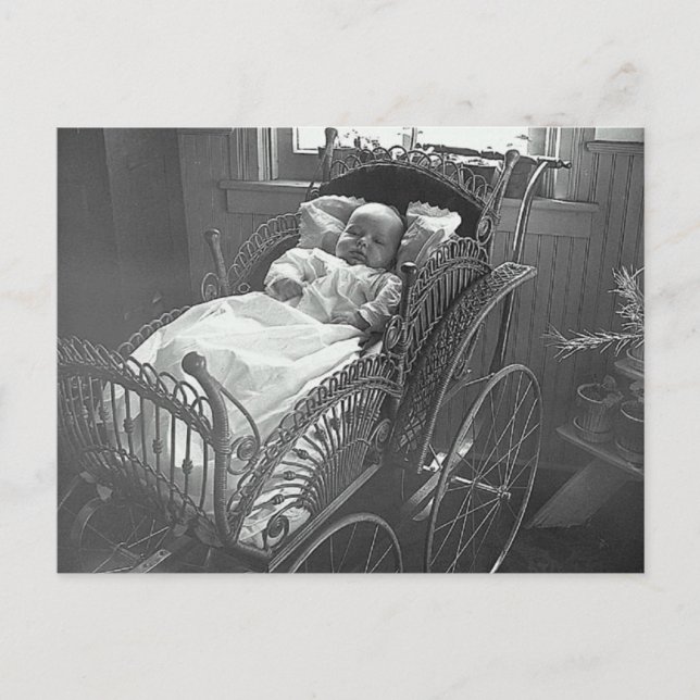 Carte Postale Bébé vintage et poussette (Devant)
