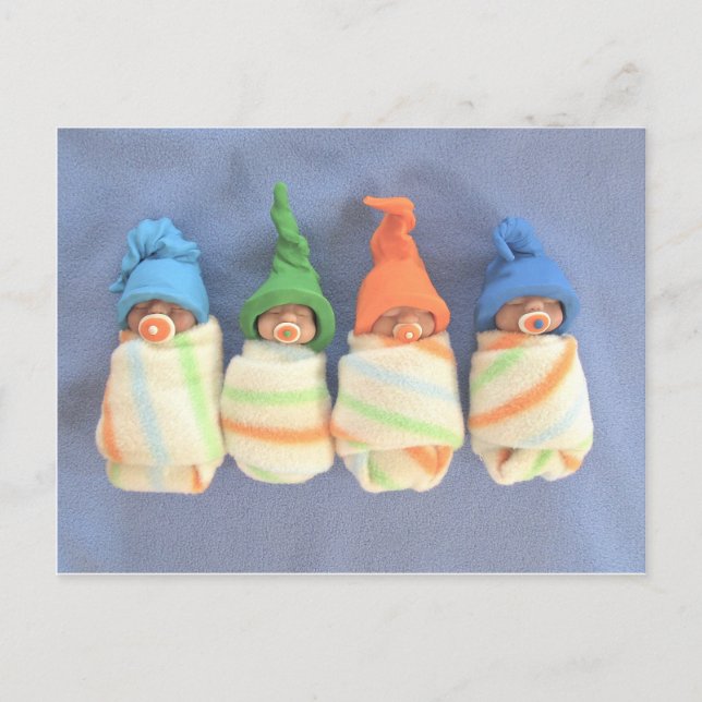 Carte Postale Bébés en argile dormante : Sculpture en argile pol (Devant)