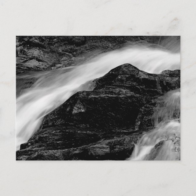 Carte Postale Belle cascade noire et blanche Paysage photo (Devant)