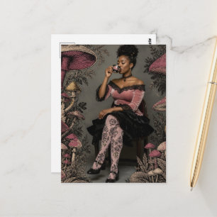 Carte Postale Belle Femme Boit du Thé Champignons Roses