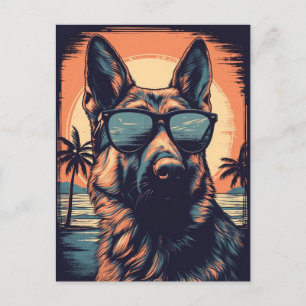 Carte Postale berger allemand sur une plage tropicale au coucher
