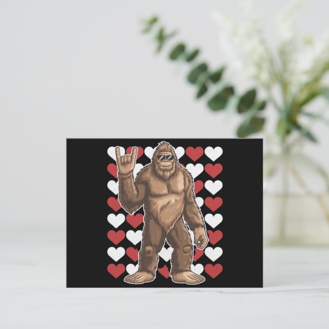 Carte Postale Bigfoot Valentines Jour Coeurs Drôle Sasquatch Amo (Debout devant)