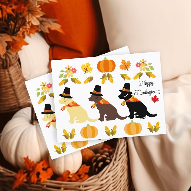Carte Postale Bon thanksgiving Labrador Silhouette Blanc (Happy Thanksgiving Labrador Silhouette Design Postcard for Labrador Owners.  Pumpkins and corns.)