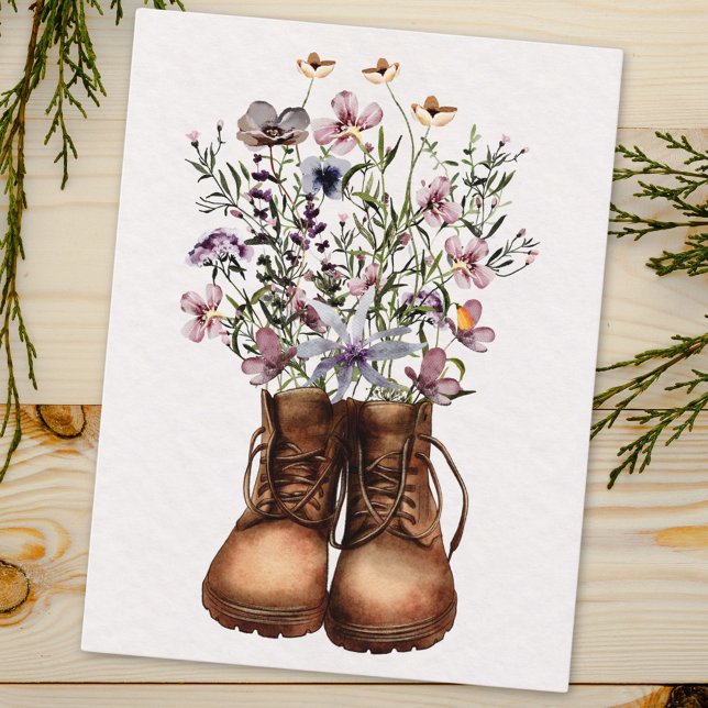 Carte Postale Bottes de Randonnée Fleur sauvage violet à l'extér (Close up)
