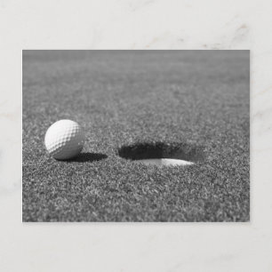 Carte Postale Boule de golf à côté du trou
