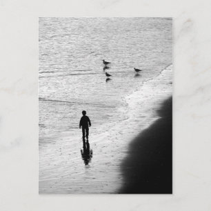 Carte Postale Boy Wading au Surf