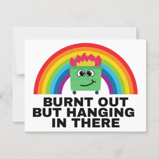 Carte Postale Brûlé mais accroché là-bas Étiquettes