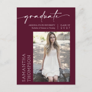 Carte Postale Burgundy Script Minimal Elle L'A Fait Photo Gradua