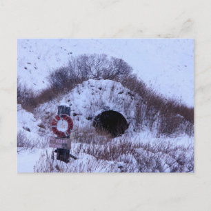 Carte Postale Cabine de Quonset 2ème guerre mondiale en hiver, î