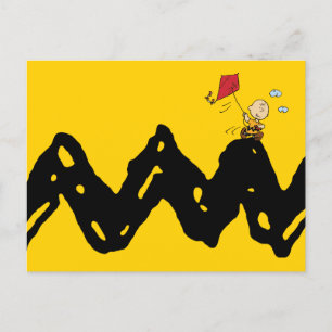 Carte Postale cacahuètes   Charlie Brown volant Kite