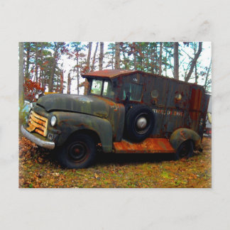 Carte Postale Camion blindé Junkyard rouillé