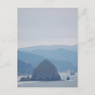 Carte Postale Cannon Beach Haystack dans la brume