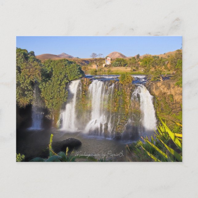 Carte Postale Cascade d'Ampefy, Madagascar (Devant)