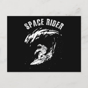 Carte Postale Cavalier de l'espace Astronaute en surf