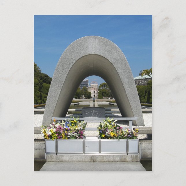 Carte Postale Cénotaphe du Mémorial de Hiroshima (Devant)