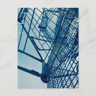 Carte Postale chariot d'art urbain empilé