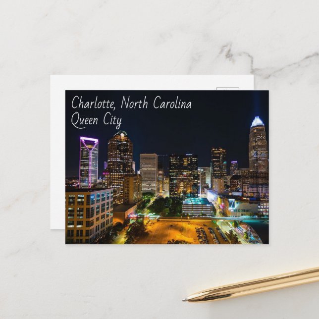 Carte Postale Charlotte, Caroline du Nord - Queen City (Devant/Arrière en situation)