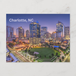 Carte Postale Charlotte, Caroline du Nord Vue nocturne du centre
