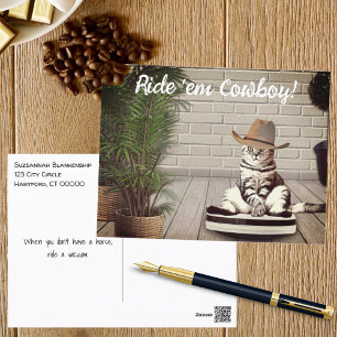 Carte Postale Chat drôle avec chapeau de cowboy chevauchant un a