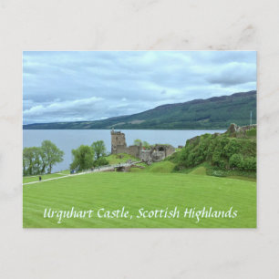 Carte Postale Château d'Urquhart surplombant le Loch Ness dans l