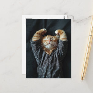 Carte Postale Chaton roux endormi adorable en pyjama