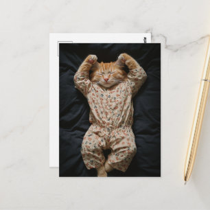 Carte Postale Chaton roux endormi en pyjama