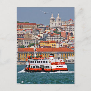 Carte Postale Ciel de Lisbonne avec vieux ferry sur le fleuve Ta