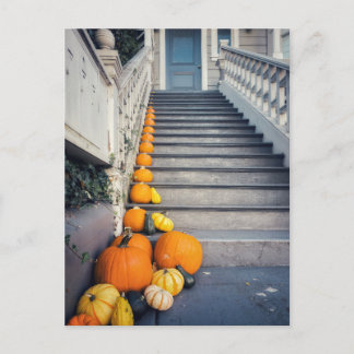 Carte Postale Citrouilles sur l'escalier