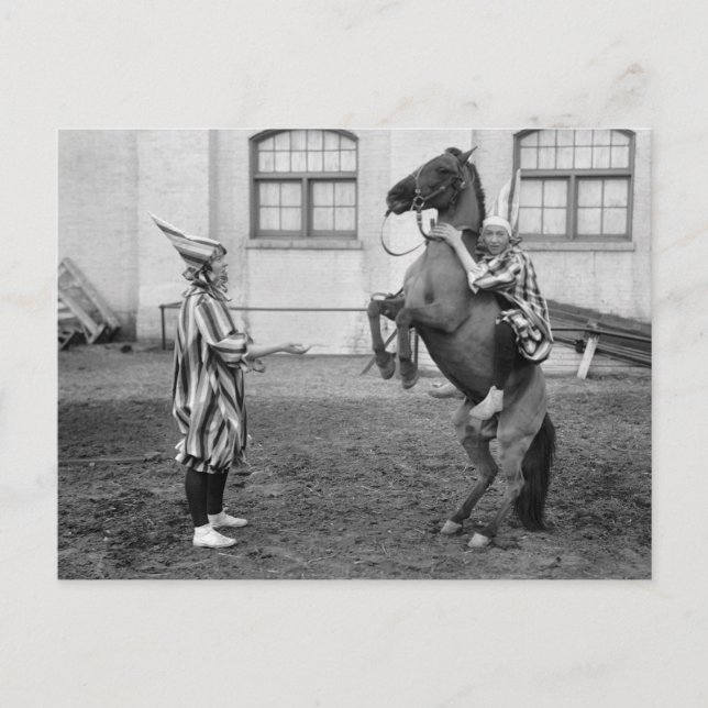 Carte Postale Clowning Around on a Horse, 1915 (Devant)