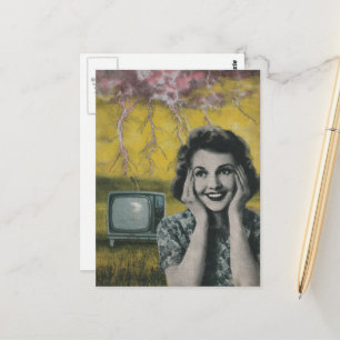 Carte Postale collage électrisant d'une femme rose jaune ciel
