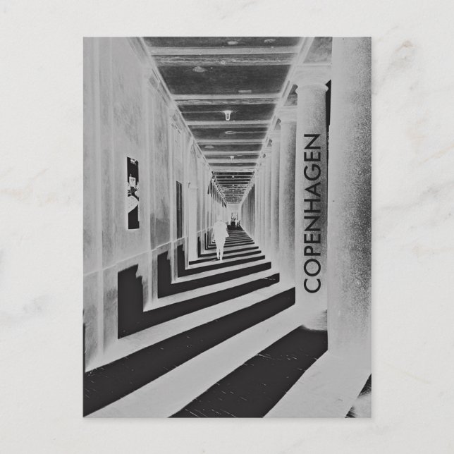 Carte Postale Cool moderne unique femme Copenhague marche (Devant)