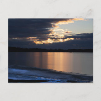 Carte postale Coucher de soleil hivernal du fleuve