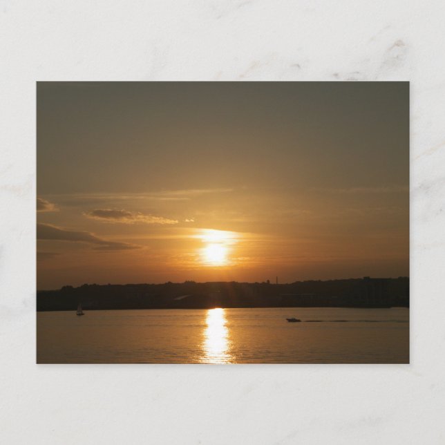 Carte Postale Coucher de soleil sur la baie Cardiff (Devant)