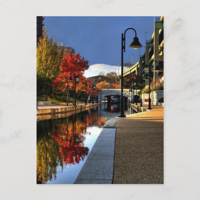 Carte Postale Couleurs D'Automne Le Long Du Canal (Devant)