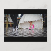 Couple mariage dans un style rétro Cinties Diner