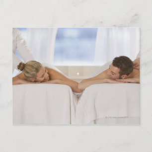 Carte Postale Couple recevant des massages