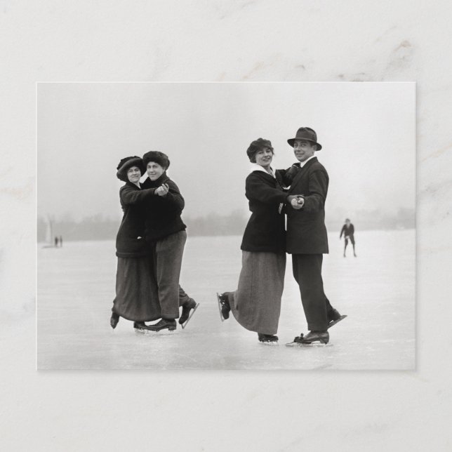 Carte Postale Couples de patinage sur glace, 1915 (Devant)